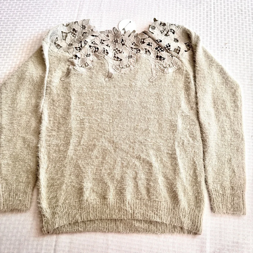 En Creme‎ Eyelash Knit Sweater Sage Green Crochet Lace Yoke Boho S/M NEW